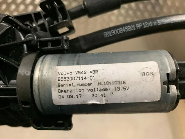 Volvo S90/V90 Heckscheibenrollo-Motor OEM 31675974 image 5