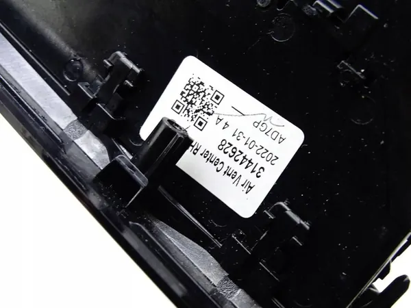 Volvo XC40 middenconsole OEM 31442628 - Gebruikt image 10
