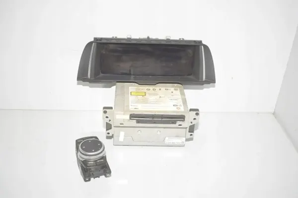 BMW X5 Navigationssystem OEM 9350723 Begagnad image 2
