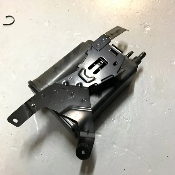 Filtre à charbon RENAULT CAPTUR II 1.6 E-TECH Hybride 149509105R image 2