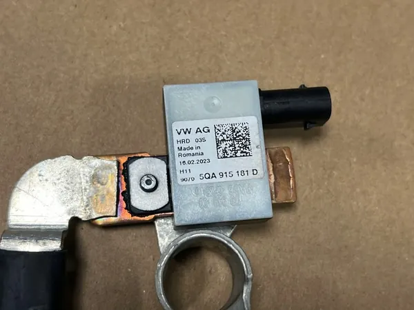 Unidade de controle de bateria AUDI VW 5QA915181D image 2