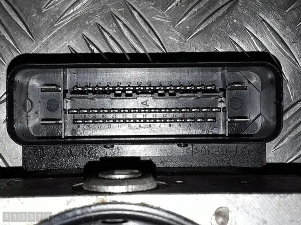 ABS-eenheid Ford Focus 2007 1600tdci OEM 8m512b373aa image 5