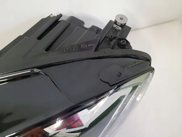 Farol LED Esquerdo VW Golf VII 5G1941113C image 5