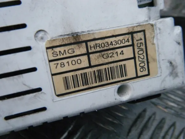 Honda Civic VIII Display OEM HR0343004 - Gebraucht image 7