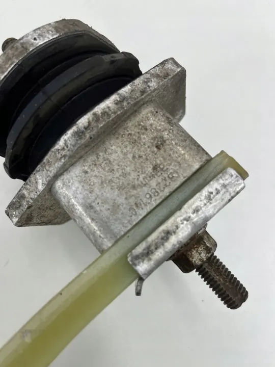 Volvo V90 taka-iskun jousi OEM 31387944 image 8