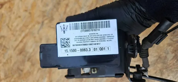 Bloco de válvula de suspensão pneumática Maserati Levante image 8