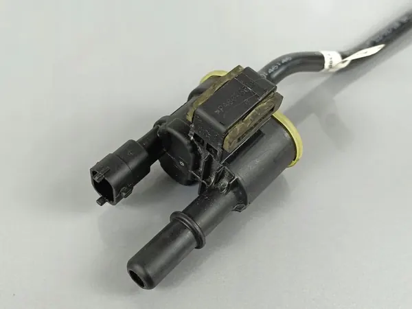 Purga Dodge Challenger OEM 04627694AB 5.7L image 5