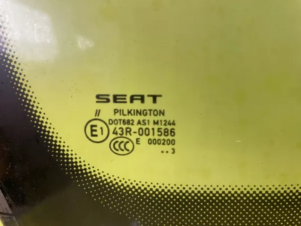 Parabrisas OEM 43R-001586 con Sensor - Usado image 4