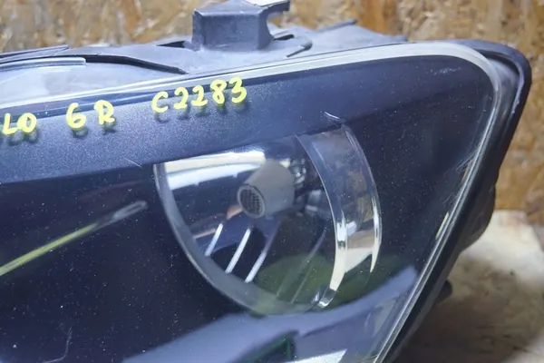 Farol esquerdo Volkswagen Polo V 6R OEM 6R2941007F image 6