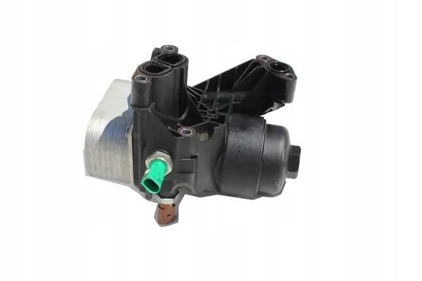 Käytetty öljynjäähdytin OEM 03N117021 VW/SKODA image 4