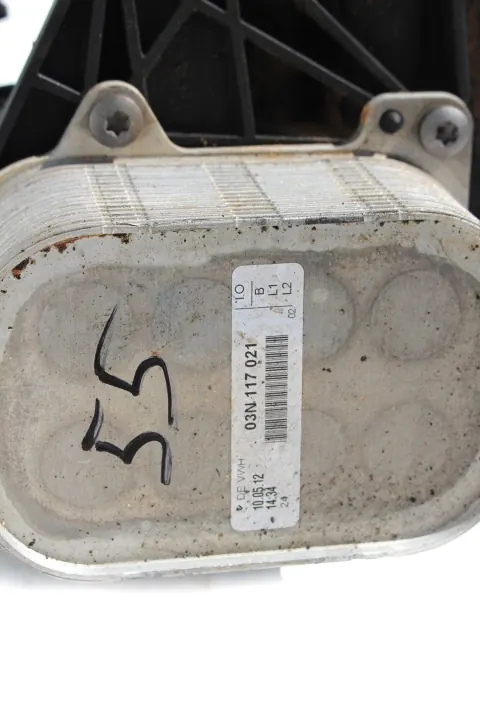 Käytetty öljynjäähdytin OEM 03N117021 VW/SKODA image 5