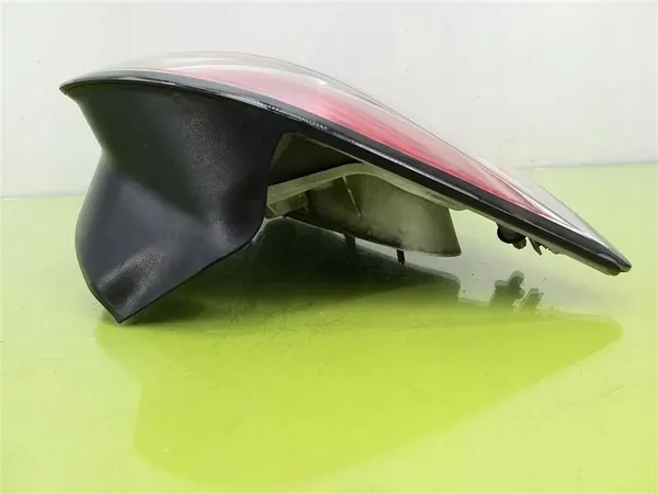 Luz trasera izquierda Opel Astra III H 2004-2013 Kombi 93182992 image 3