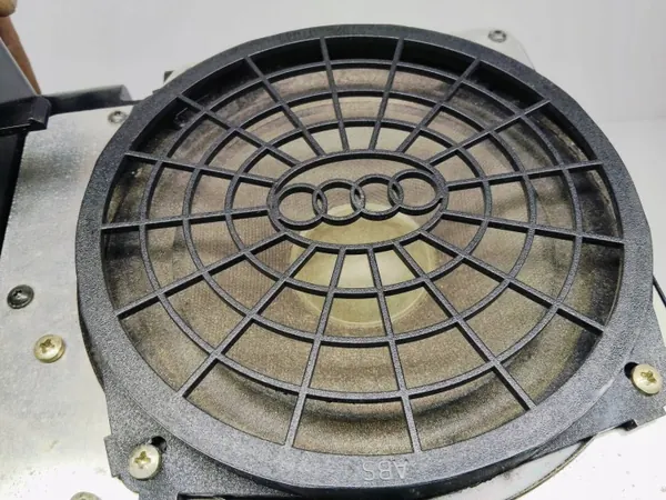 Subwoofer Audi OEM 8L0035381D - Occasion image 6
