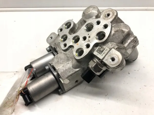 Jousitusventtiilipalikka OEM 6775258 BMW 7-sarja image 3