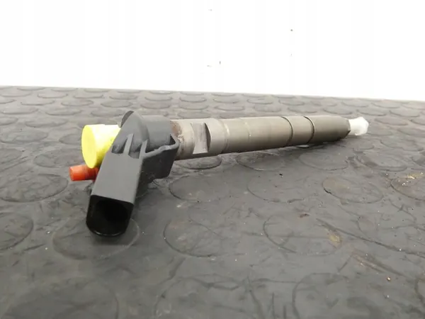 Iniettore Audi A8 S8 D3 Q7 4.2 TDI 0445115041 image 5