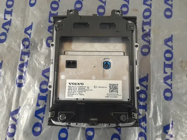 Volvo XC60 II Navigationsdisplay OEM 31456506 image 3