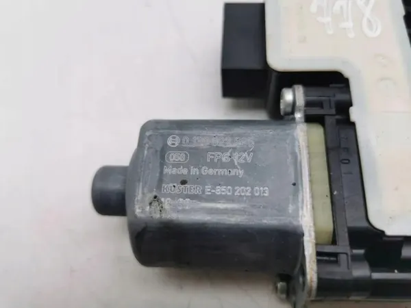 VW 5Q0959811D linker achterdeur raammotor 1.4L image 7