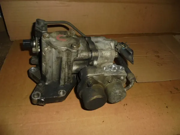 Mitsubishi Carisma Fuel Pump MD351017 E3T01671 image 3