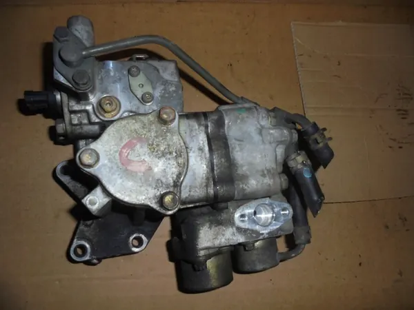 Mitsubishi Carisma Fuel Pump MD351017 E3T01671 image 4