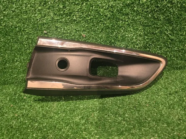 Renault ZOE bumperrooster OEM 261A28224R - Rechterkant image 2