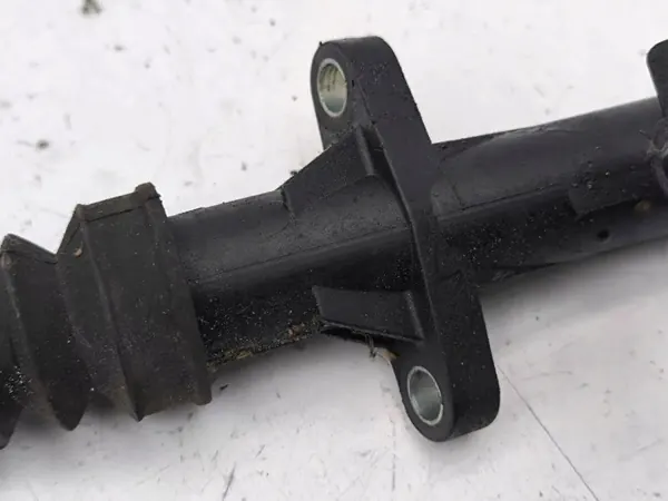 Citroen DS3 2010 Cilindro da embraiagem OEM 9675318180 image 4