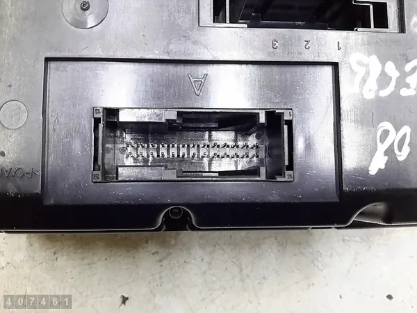 Module de contrôle climatique Audi A8 2009 4e0919158f image 4