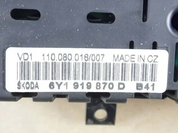 Compteur Skoda Fabia Mk1 TDI 110080016007 image 3