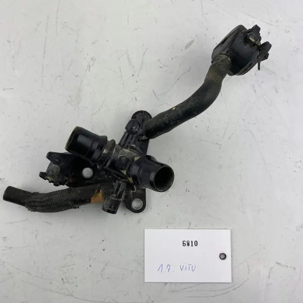 Vattenrörs T-stycke OEM 289355520R för Mercedes VITO image 2