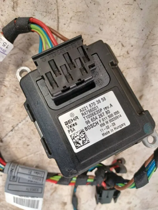 Résistance de soufflante Mercedes-Benz GL X164 OEM A2218703858 image 3