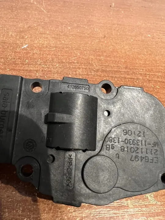 Moteur de clapet D1941 pour Mercedes-Benz C W204 Diesel image 6