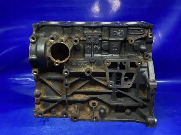 Motorblock OEM 03L021CJ für Audi A3 S3 8P 2.0 TDI image 8