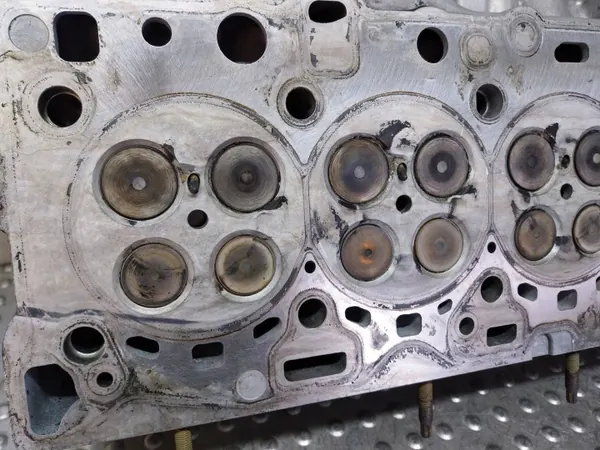Cabeça do Motor Usada OEM 7810465 para BMW N47D20C image 7