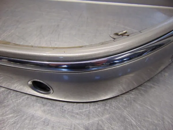Bande de pare-chocs avant OEM A2038856221 Mercedes Classe C image 9