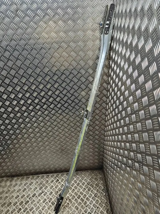 Audi A4 S4 B7 Dachreling OEM 111J000101700 image 9