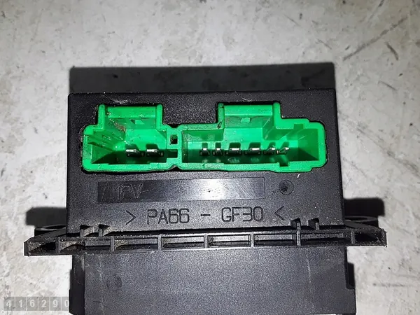 Verwarmingsweerstand Relais Citroen C4 2005 F657165W image 3