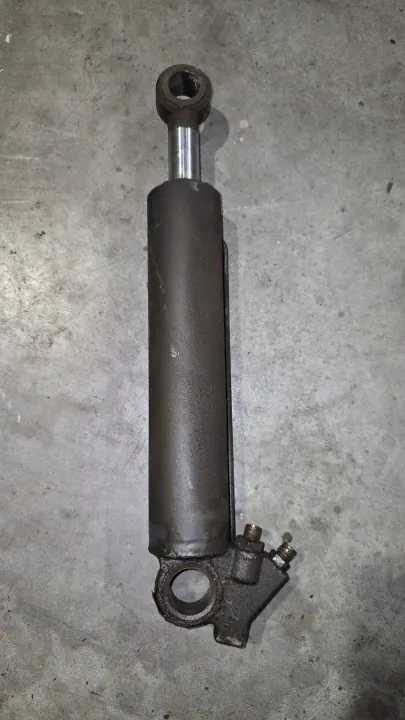 Cilindro de Cabina Mercedes-Benz OEM 9735530005 image 2