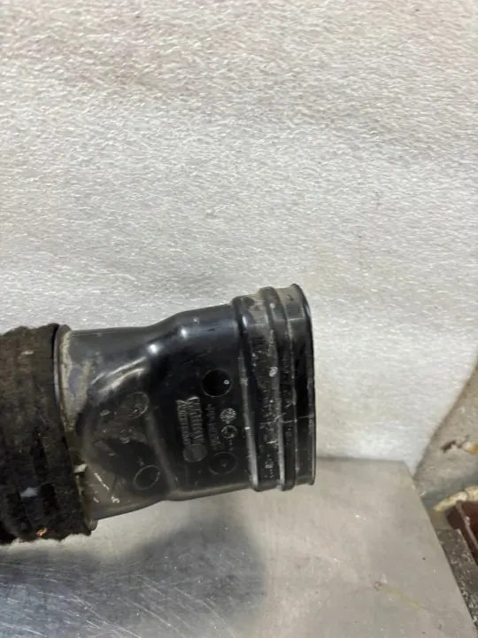 Mercedes GLE W166 ilmanottoletku OEM A6420948797 image 4