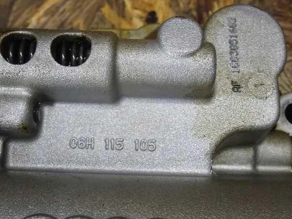 Oljepump AUDI A3 8P GOLF VI GTI 2.0 TSI TFSI 06H115105 image 4