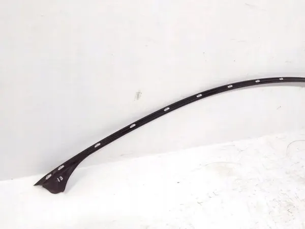 Mercedes CLA W117 Kattohela OEM A1176730283 Oikea image 4