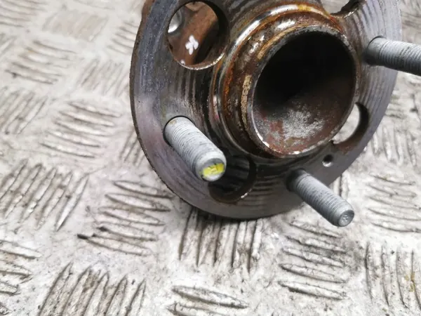 Cuscinetto ruota lato sinistro Hyundai i20 2023 image 6