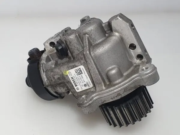 Pompe à injection OEM 04L130755D pour Audi A3 S3 image 9