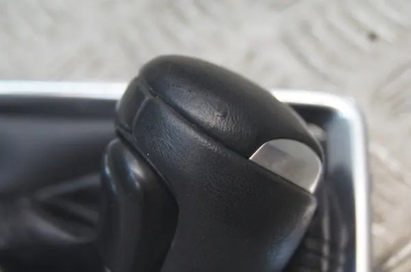 Mazda CX5 Växelspak OEM - Begagnad Del image 6