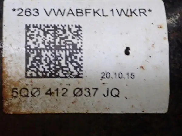 Oikea ohjausniveltappi OEM 5Q0412037JQ Skoda Octavia III image 8
