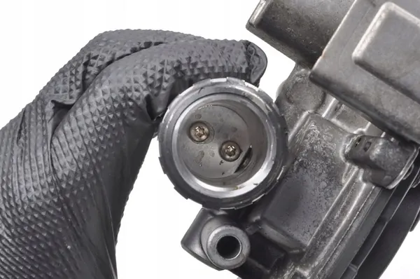 EGR-VENTTIILI BENTLEY BENTAYGA 4.0 TDI 057145829D image 4