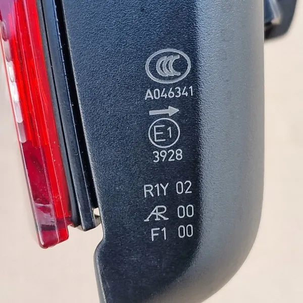 VW PASSAT B8 KOMBI LUZ TRASERA DERECHA 3G9945094E image 3