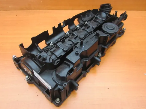 Tampa de válvula BMW X3 X5 X6 B47 8581798 OEM image 7