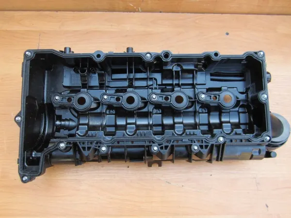 Tampa de válvula BMW X3 X5 X6 B47 8581798 OEM image 8