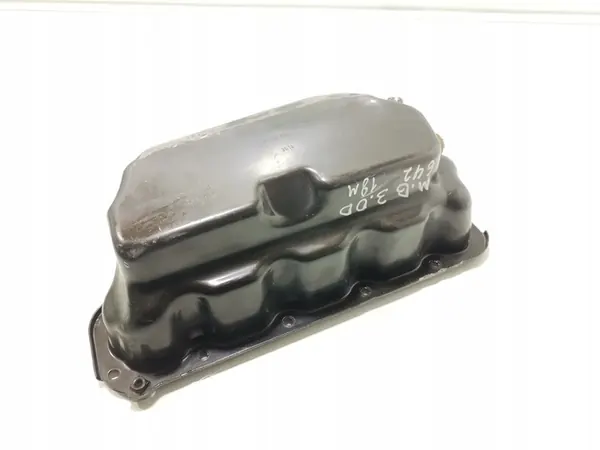 Mercedes-Benz GLS Oljepanna 350 d Diesel 2018 A6420102528 image 3