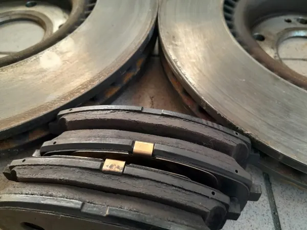 OEM 51712-D7100 voor remschijven & blokken set image 7