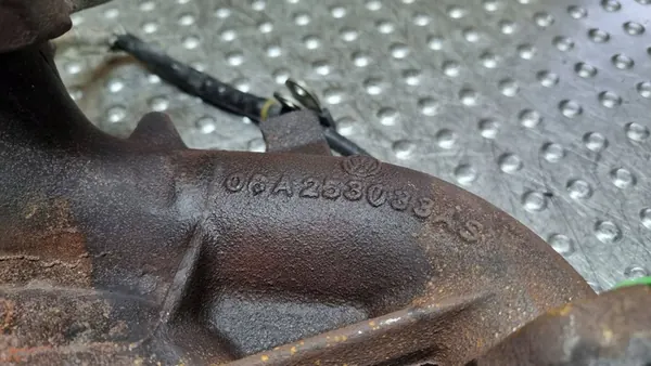 Coletor de escape Volkswagen OE 06A253033AS image 4